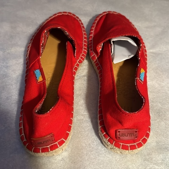 Ubuntu Red canvas Afridrilles (espadrilles) slip on flat shoes Sz 10 new - Picture 10 of 14